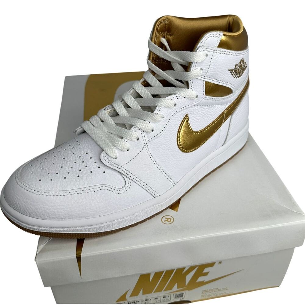 💎✨NEW IN BOX✨💎NIKE Air Jordan 1 Retro HIgh OG (GS) Mettalic Gold - Picture 5 of 7